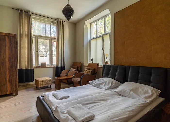 Africana Apartment By Grand Apartments