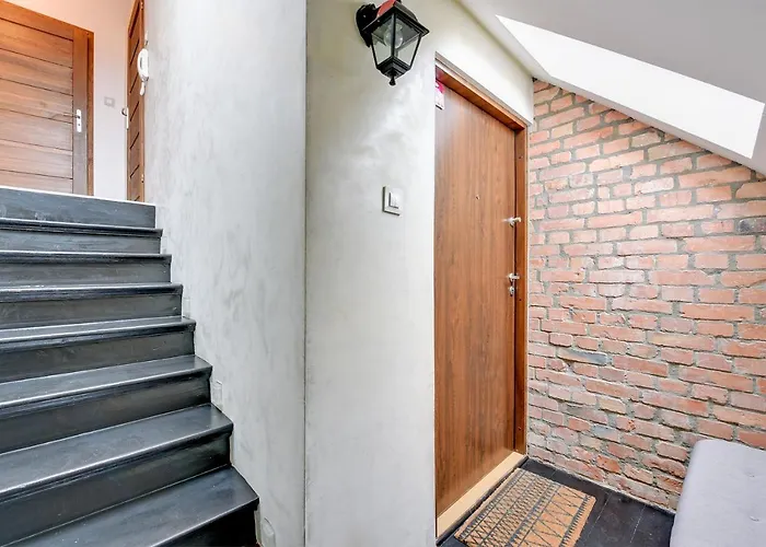 Grand Apartments - Wood Loft Apartment